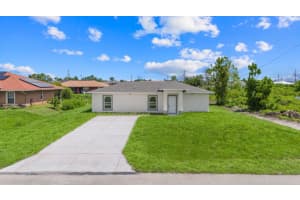 840 Clow Street E, Lehigh Acres