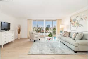 354 Chilean Avenue 6c, Palm Beach