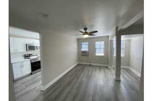 11 N Lakeside Drive 1, Lake Worth Beach