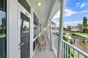 1221 Hillsboro Mile 25b, Hillsboro Beach