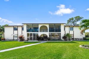 3589 La Aires Court A2, Greenacres