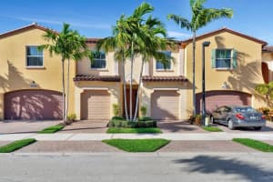 4627 Mediterranean Circle, Palm Beach Gardens