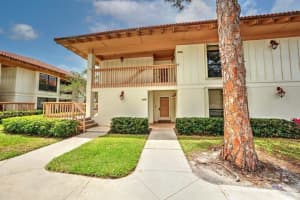 479 Brackenwood Lane N, Palm Beach Gardens
