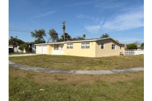 5882 E Bimini Circle E, West Palm Beach