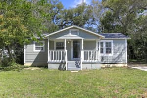 2106 W Bobe Street, Pensacola