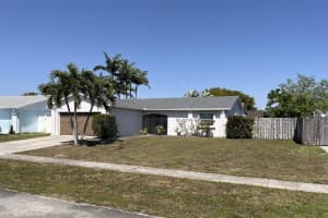10089 Penzance Lane, Royal Palm Beach