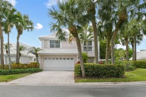 61 Dorchester Circle, Palm Beach Gardens