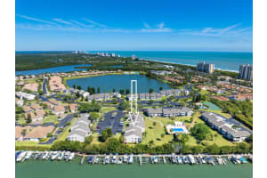 3212 S Lakeview Circle 10-205, Fort Pierce