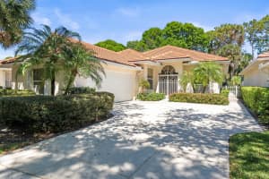 199 E Tall Oaks Circle, Palm Beach Gardens