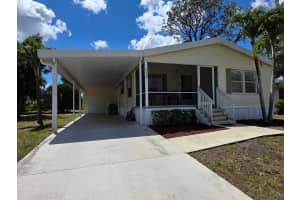 4218 6th Court, Lantana