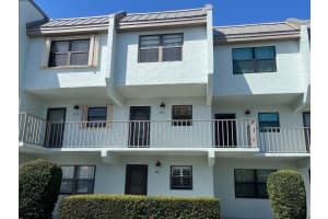 1300 Seaway Drive D-13, Fort Pierce