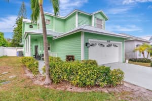 10636 Se Rosemarie Court, Hobe Sound