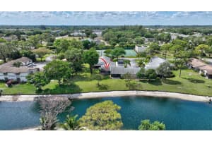 6114 Newstead Court, Greenacres