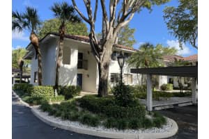 40 Pelican Pointe 105 Drive 105, Delray Beach