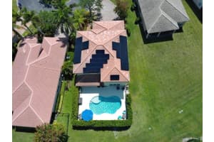 1907 Grey Falcon Circle Sw, Vero Beach