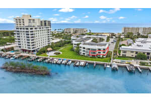 325 Beach Road 210, Tequesta