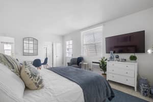 172 N County Road 5, Palm Beach