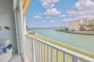 5 Harbour Isle Drive E 202, Fort Pierce