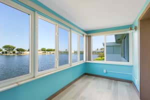1116 Lake Terrace 203, Boynton Beach