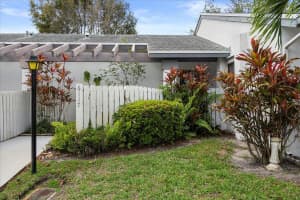 6117 Woodlake Boulevard, Greenacres