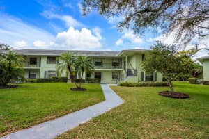 1601 Sabal Ridge Circle C, Palm Beach Gardens