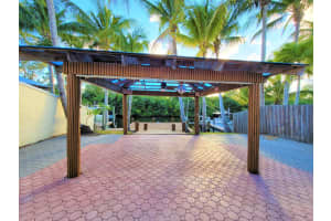 1905 Robalo Drive, Vero Beach