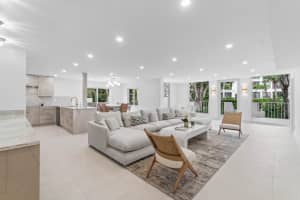7369 Orangewood Lane 101, Boca Raton