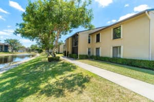 723 Sunny Pine Way B1, Greenacres