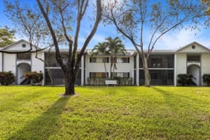 15449 Lakes Of Delray Boulevard 207, Delray Beach