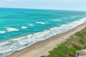 1555 Ne Ocean Boulevard 205, Stuart