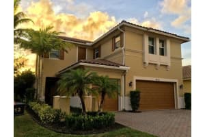 8213 Nw 121 Way, Parkland