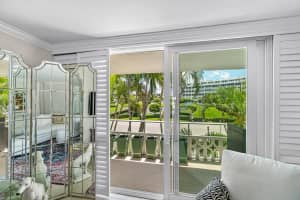139 Sunrise Avenue 204, Palm Beach
