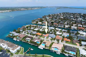 1050 Singer Drive, Singer Island