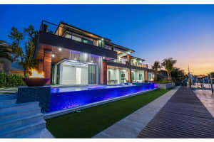 107 Bowsprit Drive, North Palm Beach