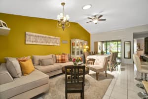 136 Centennial Court, Deerfield Beach