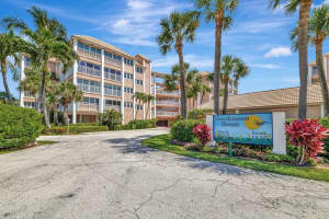 1555 Ne Ocean Boulevard 402, Hutchinson Island