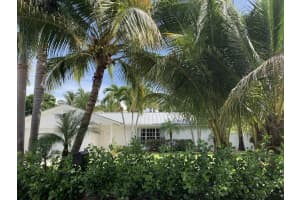 2459 Cardinal Lane, Palm Beach Gardens