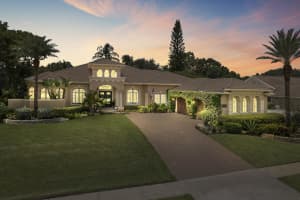 15385 Meadow Wood Drive, Wellington