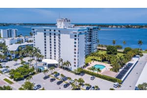 3800 Washington Road 1006, West Palm Beach