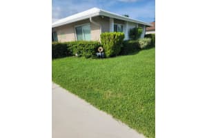 27 Vista Del Rio, Boynton Beach