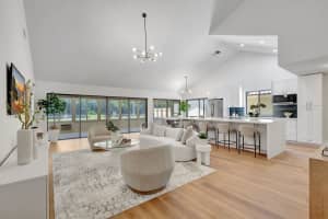 2795 Hawthorne Lane, West Palm Beach