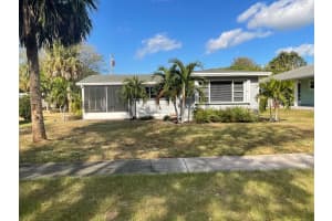 9053 Se Adonis Street, Hobe Sound