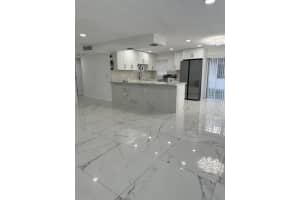 5217 Nw Nw 18 Street Street 2d, Lauderhill