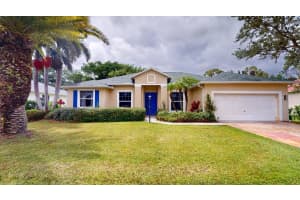 4935 47th Place, Vero Beach