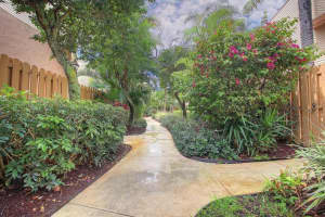 616 Executive Center Drive 102, West Palm Beach