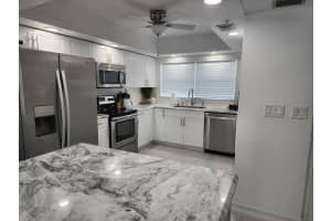 3212 S Ocean Boulevard 404-a, Highland Beach