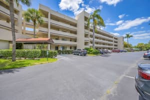 3154 Via Poinciana 306, Lake Worth