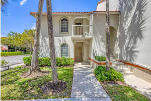 229 Cypress Point Drive, Palm Beach Gardens