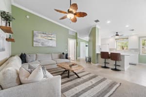 8475 Quito Place, Wellington