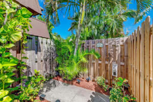 3530 E Gardens B Drive E B, Palm Beach Gardens